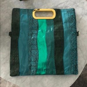 Aldo Clutch